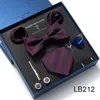 Neckband Mäns slips Set Luxury Present Box Silk Slips 8st Inside Packing Festive Present Cravat Pocket Squares Holiday Men 231019