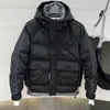 Herren Winter mit Kapuze mit Kapuze mit Kapuze -Down -Jacke kurzer Stil ohne Waschbrot Jugendbevölkerung beliebte Feste Farbe Freier Oberbekleidung