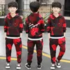 Conjuntos de roupas Adolescentes Meninos Roupas Set Kids Tracksuit Camuflagem Traje Hoodies Tops Calças Crianças Roupas Meninos Outfits 4 6 8 9 12 Anos 231020