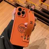 Ontwerpers Oranje Polsbandje Telefoonhoes Mode Iphone 15 Pro Max Gevallen Bedekt Houder Voor Iphone 14 Promax 13 12 11 xs xr