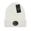 Designer beanie malhas chapéu de inverno chapéu carta designer chapéus clássico calor de inverno versátil chapéus de malha presente de natal de alta qualidade 19 cores
