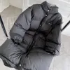 Kvinnors pufferjackor vinter mode parkas rockar klassiska bokstäver puff jacka designer kvinna kort down coat casual nylon ytterkläder