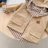 Płaszcz Spring Baby Kids Coats Cartoon Bear podwójnie twarz Kurtki z kapturem Dziewczęta chłopcy bawełna swoboda dziecięcego wiatrówki odzież wierzchnia 0-6y 231020