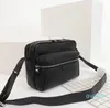 Erkek omuz çantaları göğüs torbası çiçek desen tasarımcıları messenger çanta ünlü tripbags evrak çantası crossbody