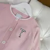 Luksusowy kardigan dla dziewczynki piękny różowy sweter Sweter Rozmiar 100-150 cm Holded Out Design Baby Kresek Kurtka Oct15