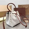 Trendy Bube Canvas Bucket Bags Weiße Designer Umhängetasche mit Kordelzug Einkaufstasche Lady Classic Einkaufstasche Rucksäcke
