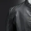 Herrläder faux läderhöst och vinterläderkläder för män stående krage imitation vattent skinnjacka koreansk version smal passform fast färgrock 231019