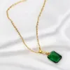 Collane con ciondolo Huitan Collana semplice ed elegante verde CZ per accessori da sposa da sposa Fantasia regalo di anniversario Gioielli da donna di moda