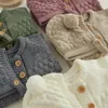 Rompers Visgogo Baby 2PCS Winter Jumpsuit Outfits Infant Boys Girls Clothes Leng Sleeve Solid Color編みロンパーベアハットセット231020