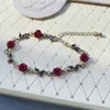 Gliederarmbänder Damen Blumenarmband Vintage Rose Metall Elegant und romantisch geschnitzt für Frauen