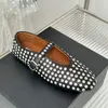 Rhinestone Kadın Ayakkabı Lüks Tasarımcı Sıradan Ayakkabı Nefes Üretilebilir Moda Moda Deri Sneaker Slip-On Bale Jane Elbise Partisi