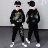 Set di abbigliamento Set di abbigliamento per ragazzi Autunno Set di tute per bambini Felpe con cappuccio Pantaloni Tuta sportiva Costume per bambini della scuola 4 5 6 8 9 10 12 anni 231020