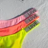 Kvinnors trosor kvinnor thong plus size rhinestone sexig underkläder neon färger hemliga seger trosor tange underpanties skimmer tyg