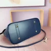 حقائب المصممين حقيبة شل نساء الكتف حقيبة يد فاخرة حقيبة BB BB حقائب اليد Crossbody EPI الجلود أكياس الكتف المنقوش بحشايا القابض 25 سم 32 سم