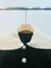 Cardigan in maglia con colletto rovesciato grande lavorato a maglia da donna 2023 Capispalla invernale Cappotto corto in maglione monopetto a contrasto con tasche