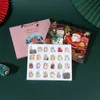 Portachiavi di peluche Natale Cartone animato Calendario dell'Avvento Set di gioielli Scatola cieca per bambini Fai da te Collana carina braccialetto Conto alla rovescia 24 giorni Regalo a sorpresa 231020