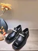 Jurk Schoenen 2024 Top Kwaliteit Mode Zwarte Mannen Lederen Vierkante Neus Formele Schoen Masculino Elegant Pak Mannelijke Casual Kantoor Loafers