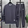 Herrspårspår Tracksuit Men set 2 Two Pieces Clothing Casual Sportswear Pachwork Color Sweatsuit Track Suit 231021