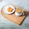 Тарелки Красивая обеденная тарелка Рустикальный сервировочный поднос Волнообразная арочная форма Многофункциональный журнальный столик Блюдо для завтрака