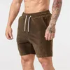 Running Shorts Brown Cord Training Fitness Zakresywne workowate pięć punktowe spodnie Summer Korean Fashion Hip Hop Bottoms Mężczyźni