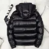 23 Winter Puffer Jacket Mens Down Jacket Män Kvinna förtjockar varm kappa mode herrkläder lyx varumärke utomhusjackor nya designers Womans rockar