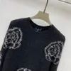 2023 Autumn Black Paisley Print Long Sleeve Round Dound Dear Bullover Style Sensters Tops WS3O21