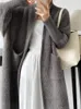 Женский вязаный серый кардиган большого размера, длинный вязаный свитер, свободный свитер с v-образным вырезом и рукавами, женская мода, осень-зима 2023, 1DF2341