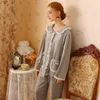 Zweiteilige Damen-Hosen-Unterwäsche, Damen-Schlaf-Lounge-Pyjama-Sets, hochwertiger Korallensamt, warmes Set, Langarm, Größe S M L XL 231021