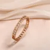 Bracelet FEEHOW évider les bracelets en cristal pour les femmes de luxe tempérament en métal bracelets porte-bonheur accessoires portables quotidiens
