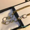 Yuvarlak Yuvarlak Mücevherler Kadınlar İçin 18K Altın Kaplama Kolyeler Akıllı Çift Mektup Geometri Desen Bilezikleri Lady Wedding Party Full Elmas Takı