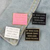 Leuke emaille pin Waarschuwingsborden TE DICHT badge broche Zwart Wit Roze Board Revers pin Denim Jeans shirt tas Cartoon Sieraden Cadeau voor vrienden