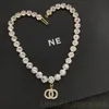 Diseñador de lujo Collares de diamantes Collar de marca de alta calidad Colgantes Cadenas de hueso Moda Temperamento Collares para mujeres Joyería para fiesta de boda