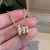 Collane con ciondolo Gioielli squisiti europei Argento sterling 925 con diamanti pieni Testa di serpente Collana da donna Marchio di moda di lusso 231021