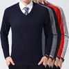 Męskie swetry marka mody SWEATER MENS PULLOVER V SCICK SLIM FIT SUKORS KNITHTING GRUBY JUBIEJ KORUMN STYL Casual Mens Ubrania 231021