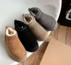 Stivali invernali con plateau ultra mini in pelliccia Stivali firmati da donna Caldi stivaletti da neve alla caviglia in Australia Scarpe da uomo calde in vera pelle 23 13