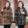 Trenchs de femmes Manteaux de femme d'âge moyen Manteau d'hiver Parkas Tweed Manteau de laine Polaire Épaissir Veste rembourrée en coton Femme Oversize Chaud