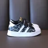 Babyschoenen Babyschoenen Kid Designer Baby Peuter Meisjes Jongen Casual Mesh Zachte bodem Antislipschoenen Vakantiecadeaus