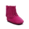 Nuevas botas cálidas de invierno para niños y niñas engrosadas con borlas de terciopelo, zapatos de algodón, zapatos para bebés de 0 a 2 años, zapatos para primeros pasos