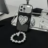 Custodie per cellulari Placcatura coreana Bracciale tondo Custodia con finestra grande per iPhone 13 Pro Max 14 Plus 12 11 Custodia con specchio a forma di cuore con diamanti 231021