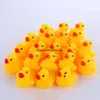 Canard d'eau de bain pour bébé, jouet de haute qualité, sons, Mini canards en caoutchouc jaune, petit canard de bain, jouet pour enfants, cadeaux de plage K9