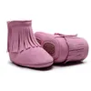 ベルベットのタッセルで厚くなった男の子と女の子のための新しい冬の暖かいブーツ綿靴赤ちゃん幼児靴0-2歳の幼児靴