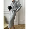 Tvådelad klänning 80 Bomull 2023 Spring Small Lapel Suit Women's Casual Lazy Trend Ins Loose Half Zipper Tröja Dress Ladies Two Piece 231021