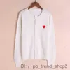 Herrtröjor Play Cardigan Knitting Red Heart Sweater Commer Casual Women Sweatshirt des Badge Garcons High Quanlity Cotton Embroidery 3 UQS5