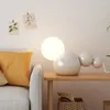 Lámparas de mesa de arte nórdico para mesita de noche, Bombilla LED E27 de dragón, bola redonda, luz de escritorio, habitación de niños, dormitorio, sala de estar, estudio interior