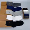 Chaussettes pour hommes Mode Femmes et hommes Socking Lettre de haute qualité Coton respirant Grossiste Multi-style Jogging Sport Chaussette Tech Toison avec boîte