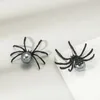 Stud Overdreven Halloween Spin Insect Dier Oorbellen Voor Vrouwen Persoonlijkheid Punk Zwart Legering Parel Sieraden Oor 231020