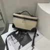 Sac de créateur à la mode Lor Totes Lunch Box Top Layer L19 Totes Sacs à bandoulière pour femmes Sac à main en cuir Toile Designer Zipper Sacs à bandoulière Sac fourre-tout de maquillage