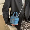 Yüksek dereceli mini elmas zinciri küçük çanta yeni moda duyu niş omuz crossbody çanta