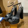 Sandal Sinner Plateau 140mm Kvinnors metallisk känsla Plattform Högklackade sandaler Chunky Block Ankle Strap Dress Shoes Designer Shoes