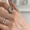 Anillos de racimo WEIYUE Diseño europeo y americano Versión resistente del anillo O apilado Joyería de moda femenina Dedo simple